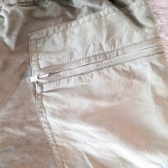 ARITZIA Wilfred Green Linen Blend Paperbag Waist Shorts Size Medium - Picture 2 of 6